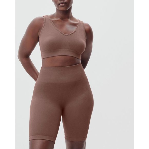 Everlane Seamless SET /Tee & Seamless Biker Short SET in Acorn Size XL/XXL 14-20 - Picture 8 of 15